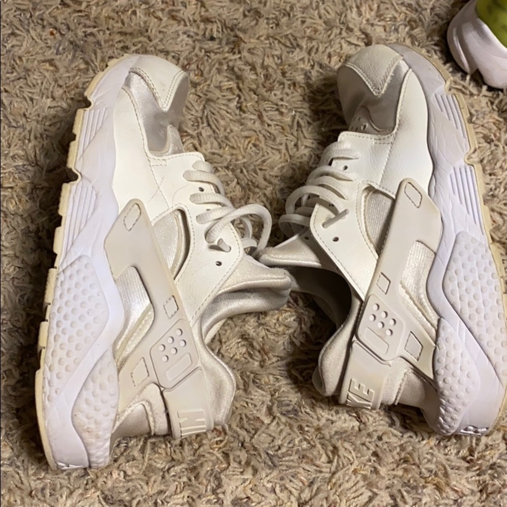 White huraches - Picture 4 of 5